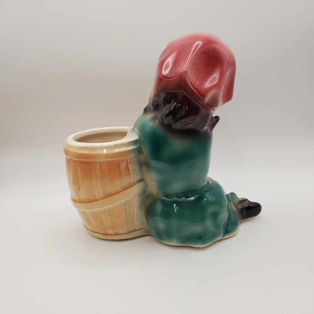 Vintage Royal‎ Copley Girl Leaning On Barrel Planter Cottagecore Kitsch Retro